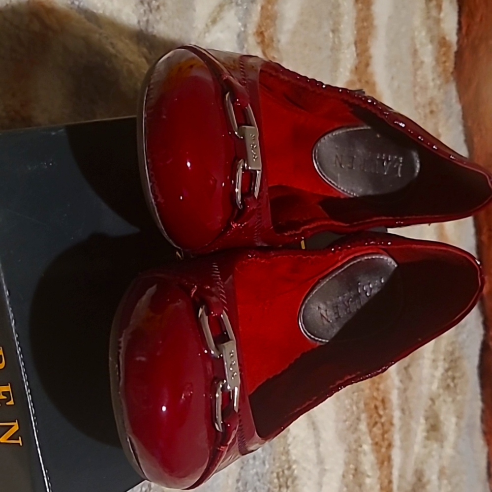 Ralph Lauren Betsy size 7.5